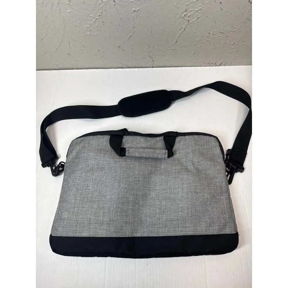 Targus‎ Strata Laptop Sleeve Bag for 15.6